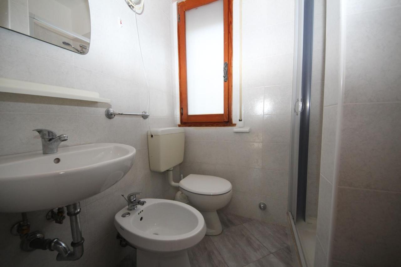 Villa Debby Appartamento 01 Rosolina Mare Eksteriør billede