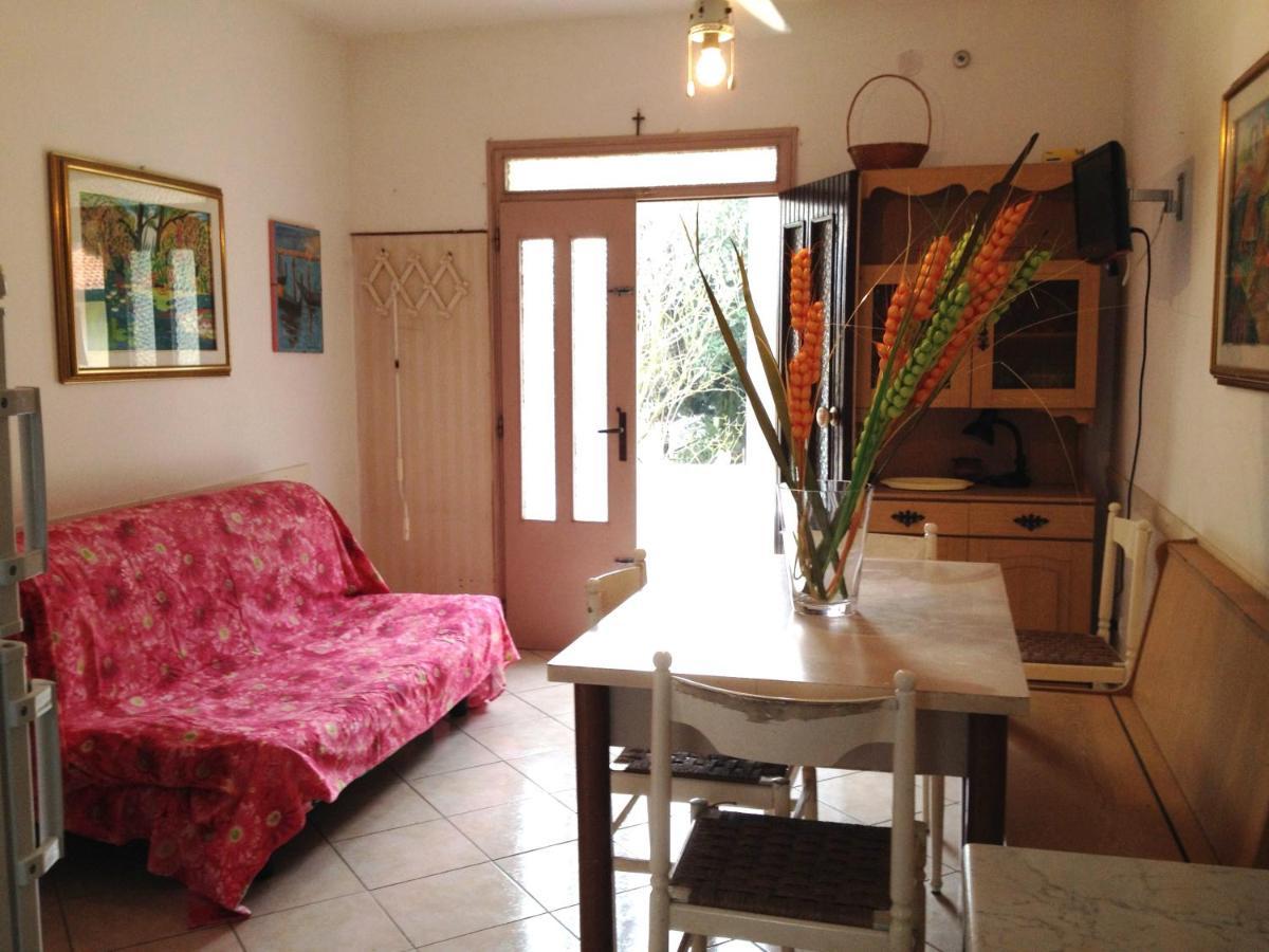 Villa Debby Appartamento 01 Rosolina Mare Eksteriør billede